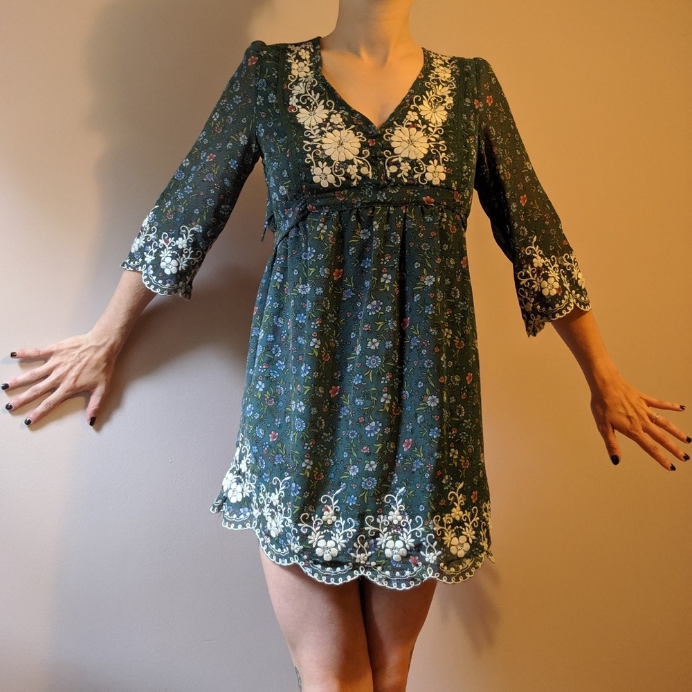 Embroidered dress/tunic